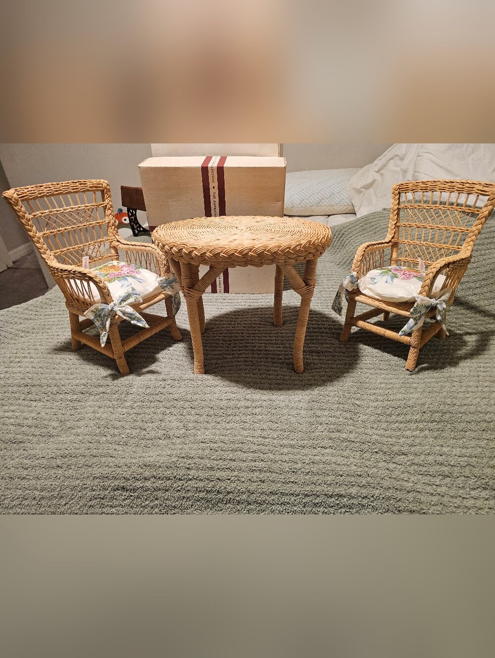EUC Vintage Pleasant Company American Girl Samantha's Wicker Table & Chairs